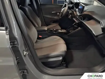 Photo 12 Peugeot 208  Hybrid 110 ch e-DCS6