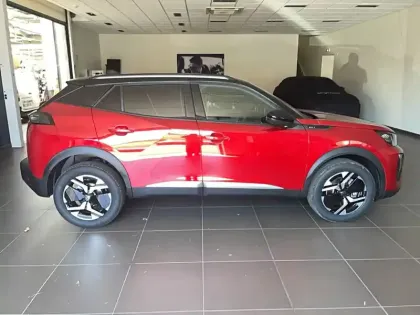Photo 10 Peugeot 2008  Hybrid 145 e-DCS6