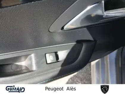 Photo 12 Peugeot 208  Electrique 50 kWh 136ch