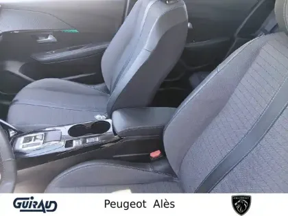 Photo 8 Peugeot 208  Electrique 50 kWh 136ch