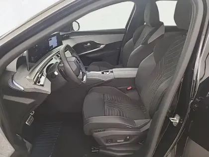Photo 45 Peugeot 3008  Electrique 210 ch 73 kWh