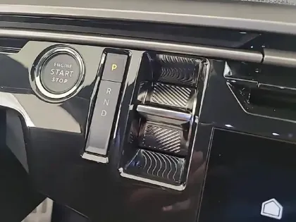 Photo 48 Peugeot 3008  Electrique 210 ch 73 kWh