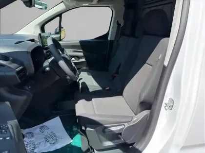 Photo 10 Opel Combo  CARGO XL DIESEL 100 CH MANUELLE