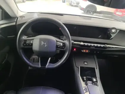 Photo 9 DS DS 4  Hybride E-Tense 225 EAT8