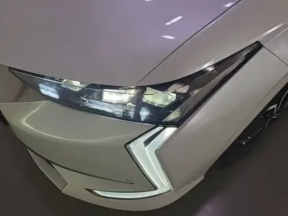 Photo 39 DS DS 4  Hybride E-Tense 225 EAT8