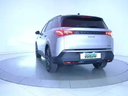 Photo 30 Peugeot 5008  Hybrid 145 ch e-DCS6