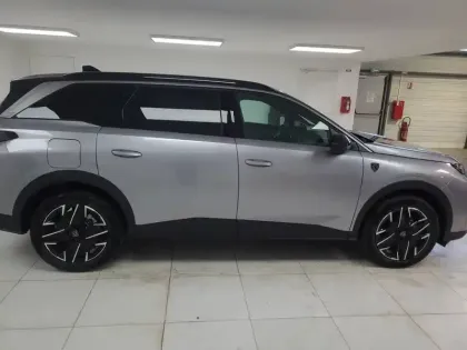 Photo 6 Peugeot 5008  Hybrid 145 ch e-DCS6
