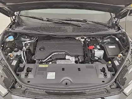 Photo 25 Peugeot 3008  Hybrid 145 e-DCS6