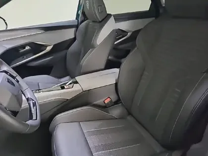 Photo 10 Peugeot 3008  Hybrid 145 e-DCS6