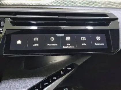 Photo 24 Peugeot 3008  Hybrid 145 e-DCS6