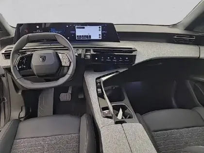 Photo 40 Peugeot 3008  Electrique 210 ch 73 kWh