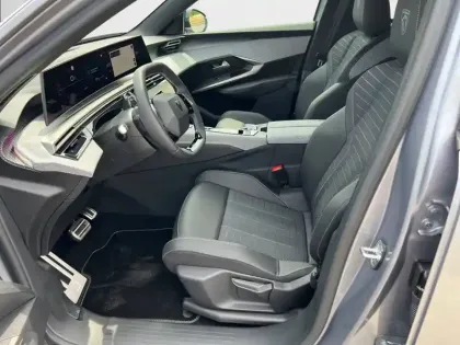 Photo 10 Peugeot 3008  Hybrid 145 e-DCS6