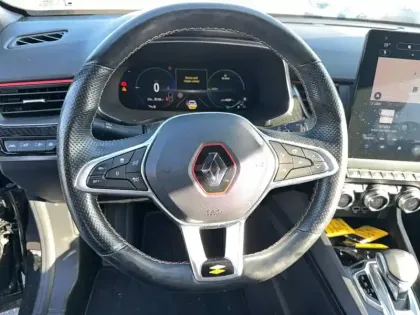 Photo 14 Renault Arkana  E-Tech hybride 145