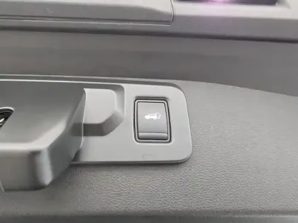 Photo 43 Renault Symbioz  E-Tech full hybrid 145