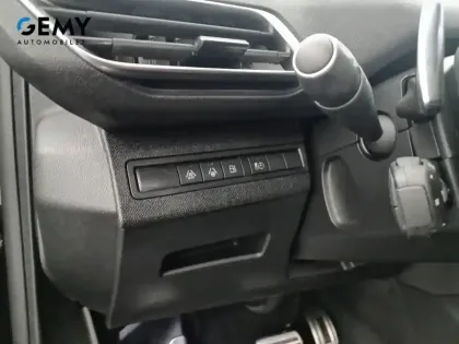 Photo 16 Peugeot 3008  Hybrid 225 e-EAT8