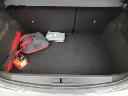 Photo 21 Peugeot 208  PureTech 100 S&S BVM6