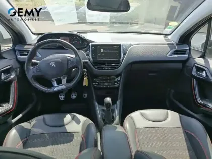 Photo 32 Peugeot 208  BlueHDi 100ch S&S BVM5