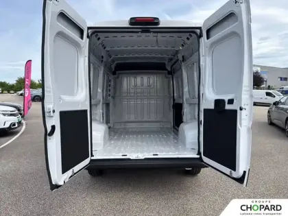 Photo 7 Peugeot Boxer  FGN DIESEL 140 CH L2H2 3.5 T AUT.