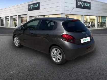 Photo 16 Peugeot 208  1.2 PureTech 82ch BVM5