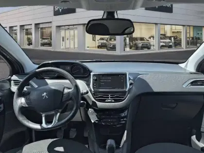 Photo 17 Peugeot 208  1.2 PureTech 82ch BVM5