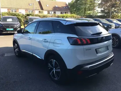 Photo 6 Peugeot 3008  Hybrid 225 e-EAT8