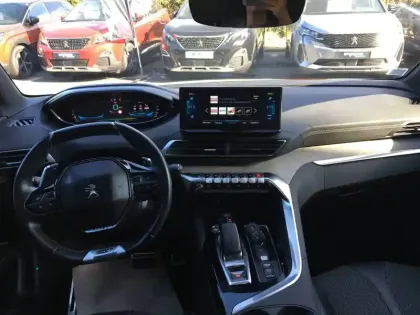 Photo 13 Peugeot 3008  Hybrid 225 e-EAT8