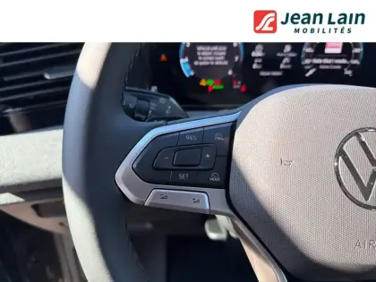 Photo 11 Volkswagen Tiguan  1.5 eTSI 131ch DSG7