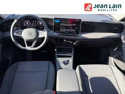 Photo 17 Volkswagen Tiguan  1.5 eTSI 131ch DSG7