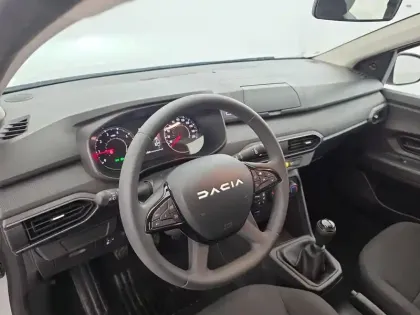 Photo 328 Dacia Sandero  SCe 65