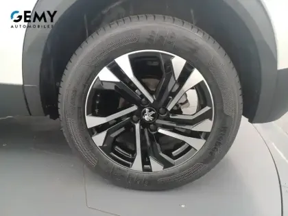 Photo 10 Peugeot 2008  PureTech 130 S&S EAT8