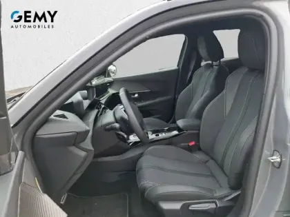 Photo 8 Peugeot 2008  Hybrid 145 e-DCS6