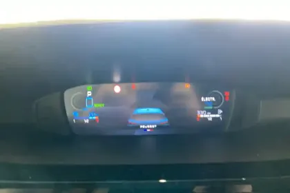 Photo 16 Peugeot 308  Plug-in Hybrid 195 ch e-DCS7