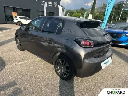 Photo 29 Peugeot 208  PureTech 75 S&S BVM5