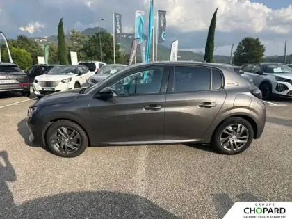 Photo 31 Peugeot 208  PureTech 75 S&S BVM5