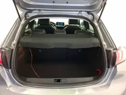 Photo 8 Peugeot 208  Electrique 136ch 50 kWh