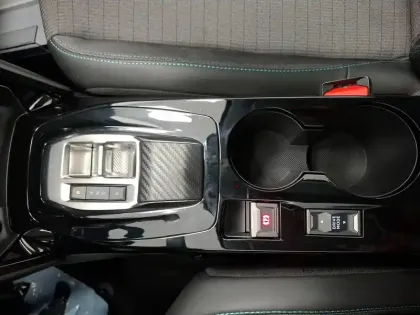 Photo 27 Peugeot 208  Electrique 136ch 50 kWh