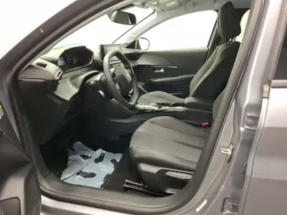 Photo 11 Peugeot 208  Electrique 136ch 50 kWh