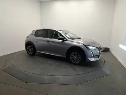 Photo 6 Peugeot 208  Electrique 136ch 50 kWh