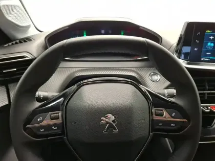Photo 14 Peugeot 208  Electrique 136ch 50 kWh