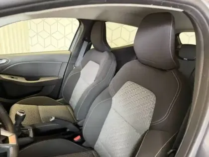 Photo 30 Renault Clio  TCe 100 GPL