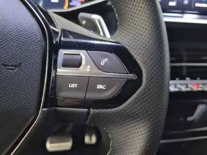 Photo 39 Peugeot 208  Hybrid 110 e-DCS6