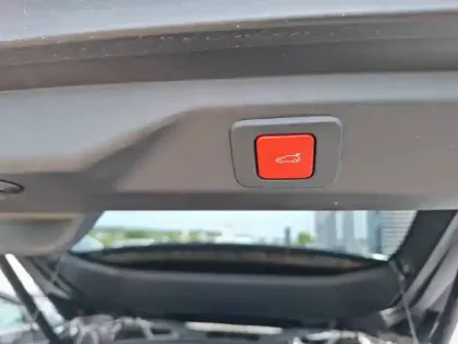 Photo 28 Peugeot 3008  Electrique 230 ch Grande autonomie 97 kWh