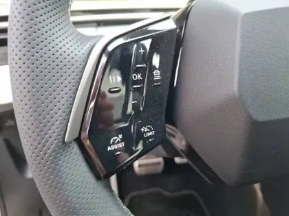 Photo 20 Peugeot 3008  Electrique 230 ch Grande autonomie 97 kWh