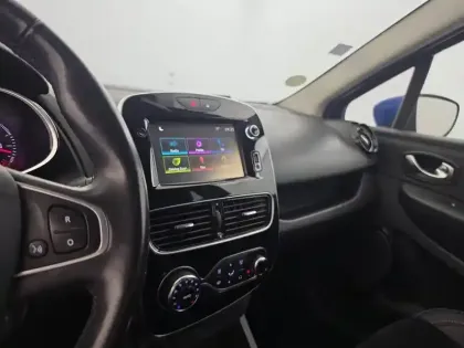 Photo 36 Renault Clio  dCi 90 Energy