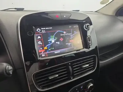 Photo 37 Renault Clio  dCi 90 Energy