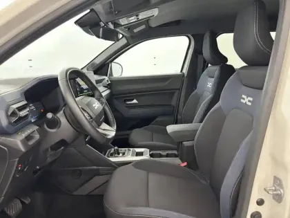 Photo 17 Dacia Duster  Hybrid 140