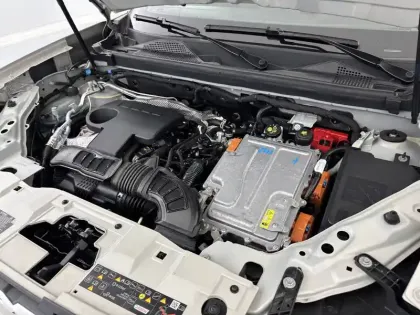 Photo 35 Dacia Duster  Hybrid 140