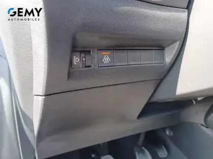 Photo 30 Peugeot 208  PureTech 75 S&S BVM5