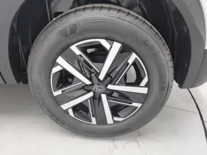 Photo 5 Peugeot 2008  100 S&S BVM6