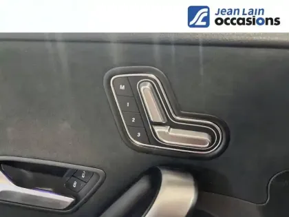 Photo 18 Mercedes Classe A  200 d